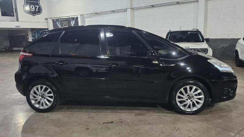 CITROEN C4 PICASSO GLXA em Três Rios
