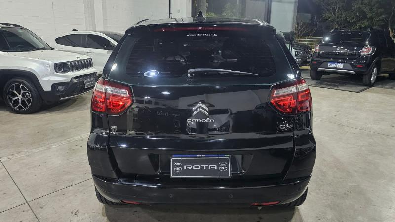 CITROEN C4 PICASSO GLXA em Três Rios