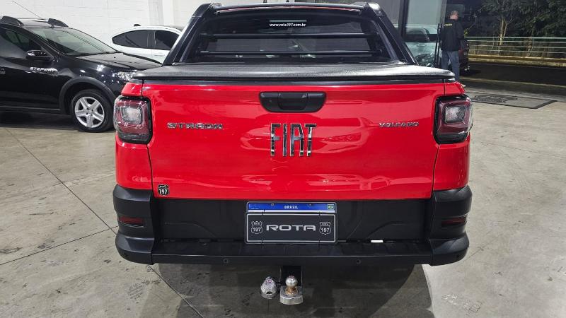 FIAT STRADA VOLCANO CD em Três Rios