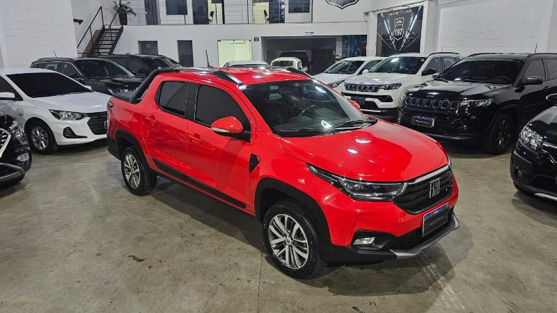 FIAT STRADA VOLCANO CD em Três Rios