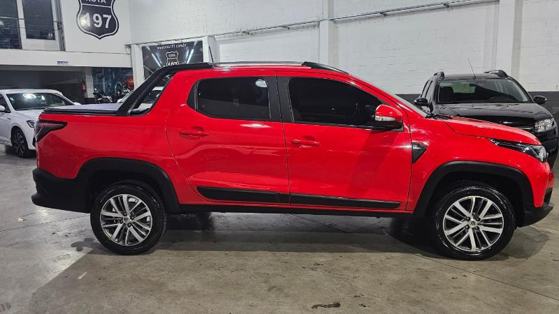 FIAT STRADA VOLCANO CD em Três Rios