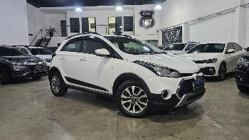 HYUNDAI HB20X STYLE seminovo em Três Rios