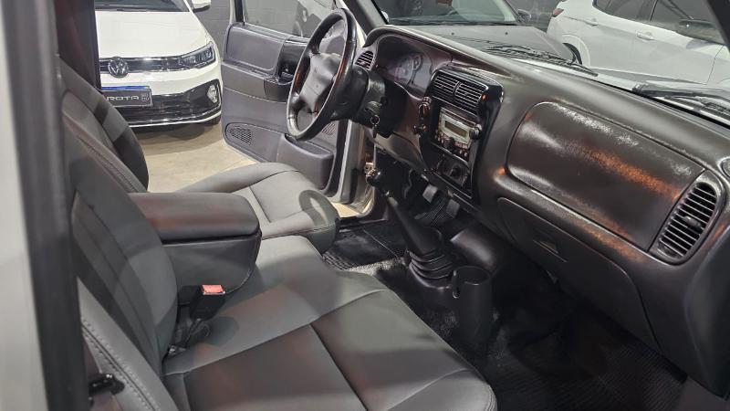 FORD RANGER XL CD em Três Rios